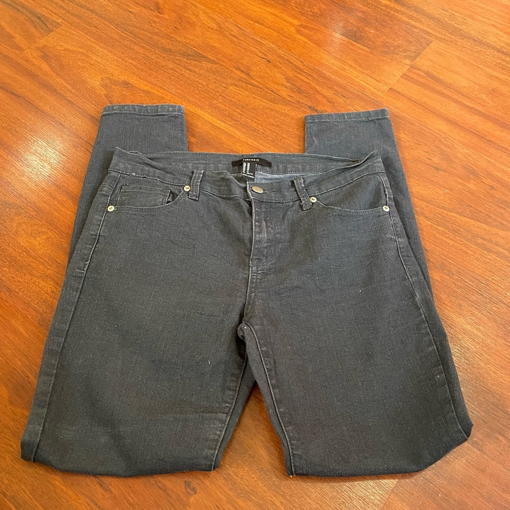 Forever 21 lightweight jeans jeggings size 6 spandex black  ankle skinny cropped - Picture 2 of 9